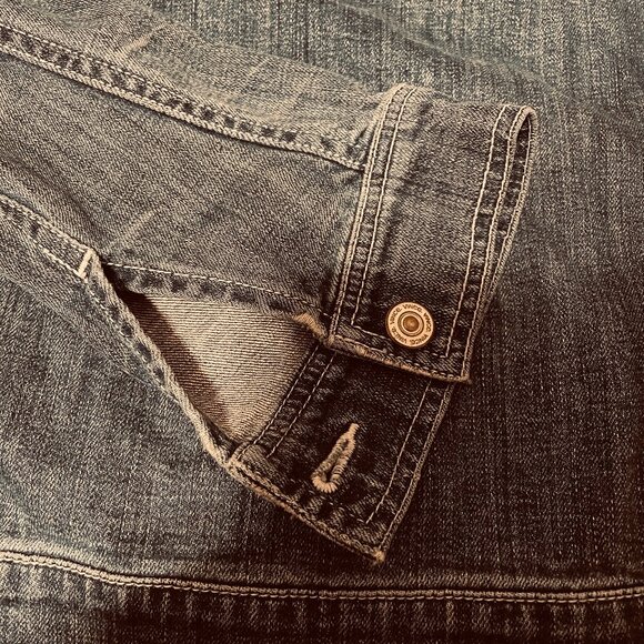 VINCE Denim Jacket Womens Distressed Sz Large Engineer Wash Western - Picture 5 of 6